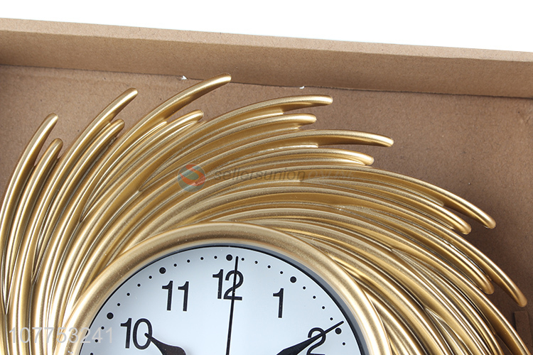 High quality spiral design craftsmanship quartz clock