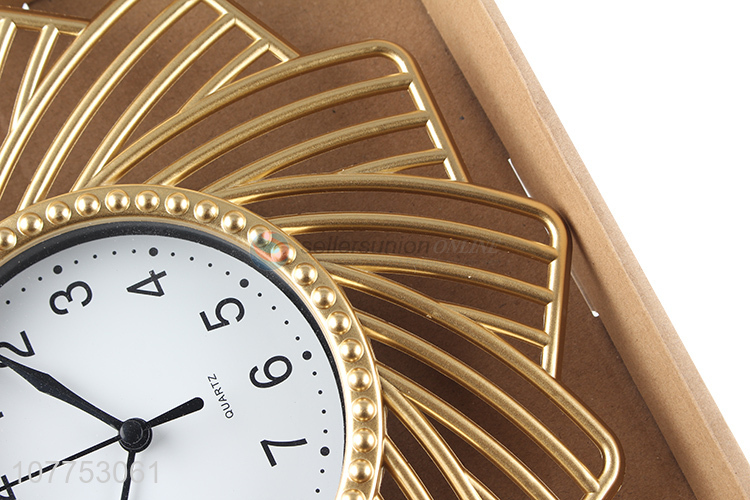 New creative design art clock silent quartz wall clock