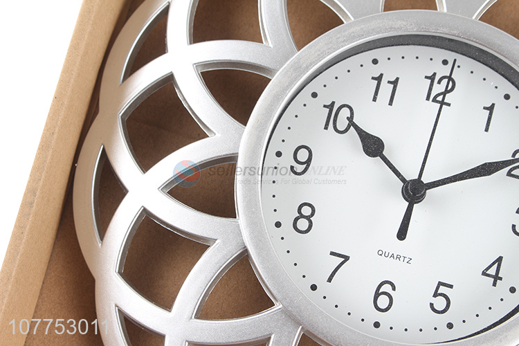 Wholesale imitation metal home digital clock silent wall clock