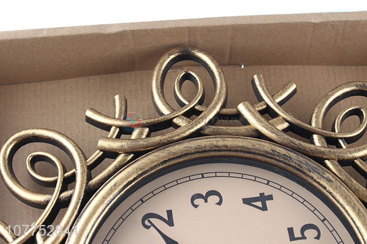 Retro creative home living room decoration pendant quartz wall clock