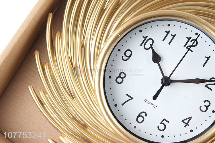 High quality spiral design craftsmanship quartz clock