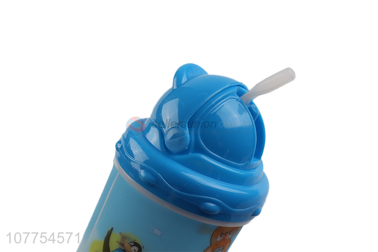 Hot Selling Cartoon Animal Pattern Plastic Water Bottle