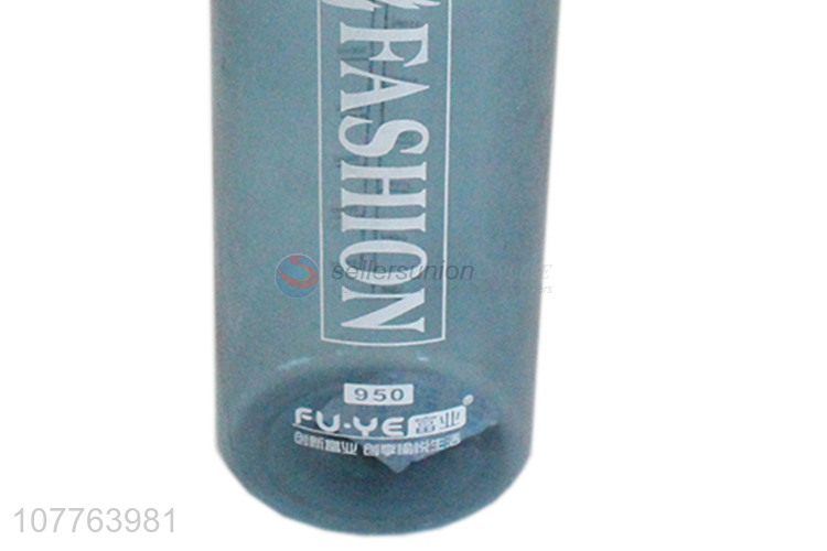 Good quality private label plastic water bottle portable sports bottle