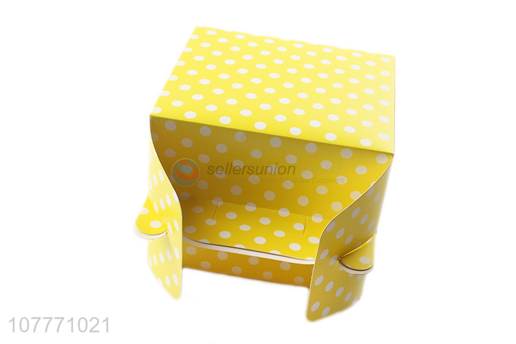 New design cube decorative paper dots candy boxes