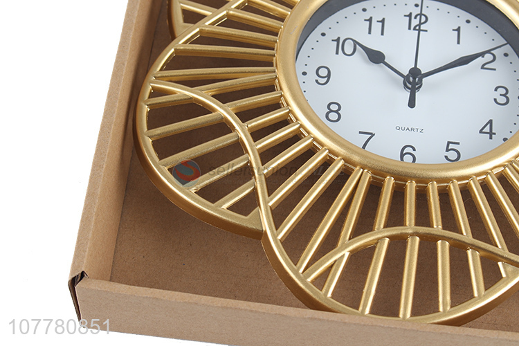 High quality personalized artistic hanging clock for wall decoration