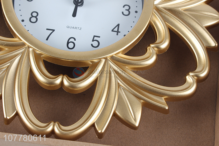 Good quality personalized wall clock for living room and bedroom decor