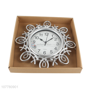 Factory price creative Nordic style hanging clock wall art decoration