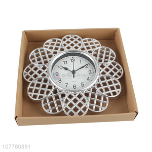 Wholesale imitated metal wall clock fashionable quartz hanging clock