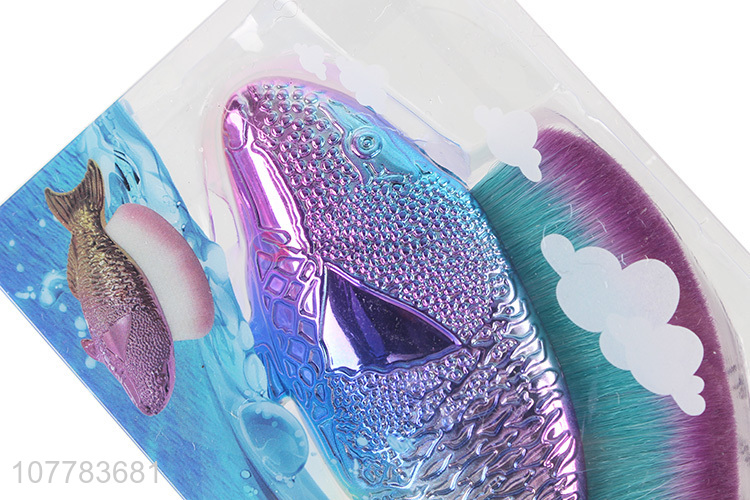 Wholesale unique electroplated plastic fish-shaped foundation brush