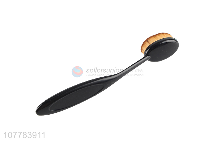 Fine bristles handle foundation face makeup brush