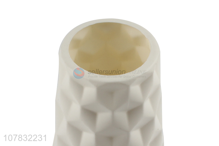 Good quality diamond pattern imitated ceramic plastic vase modern vases