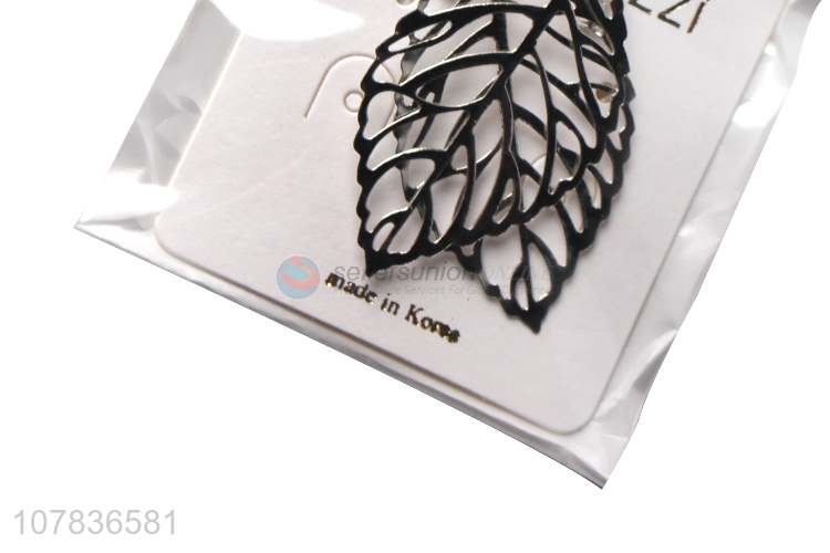 High quality leaves shape stainless steel earrings