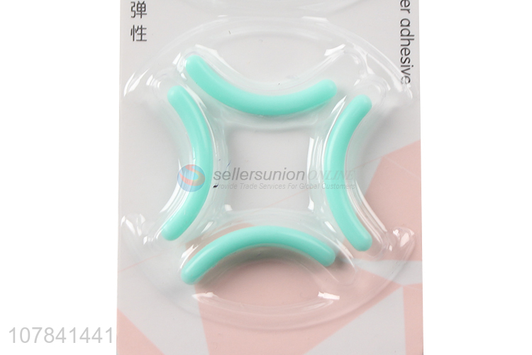 New creative skin-friendly eyebrow clip soft plastic sleeve set