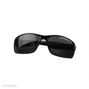 New Style Black Sunglass Plastic Sun Glasses With Good Quality
