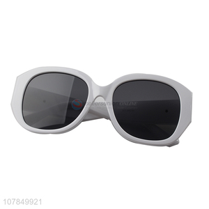 Good Price White Frame Sunglasses Fashion Eyeglasses