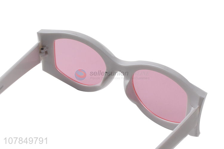 Promotional Ladies Sunglasses Fashion Accessories For Women