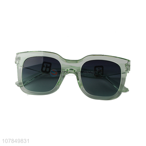 Best Selling Plastic Sunglasses Fashion Eyeglasses