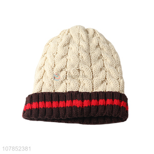 Hot selling women winter knitted striped beanies with fleece lining