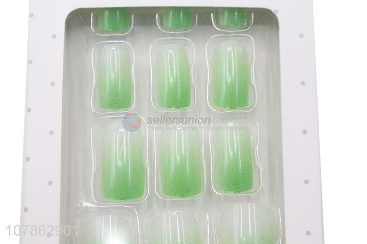 Fashion Green Fake Nail Ladies Nail Beauty Nail Tips