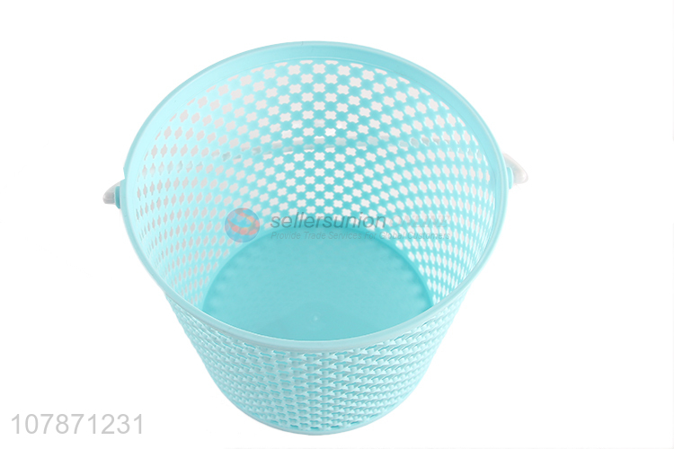 China wholesale small hanging plastic storage basket for bathroom