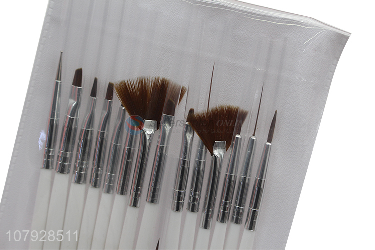 Factory direct sale white universal 15 nail brush set