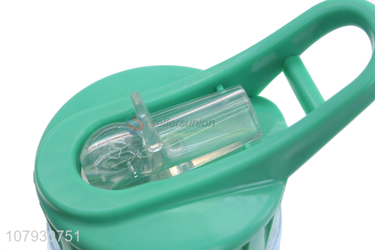 New arrival creative double-walled sequined plastic water bottle with straw