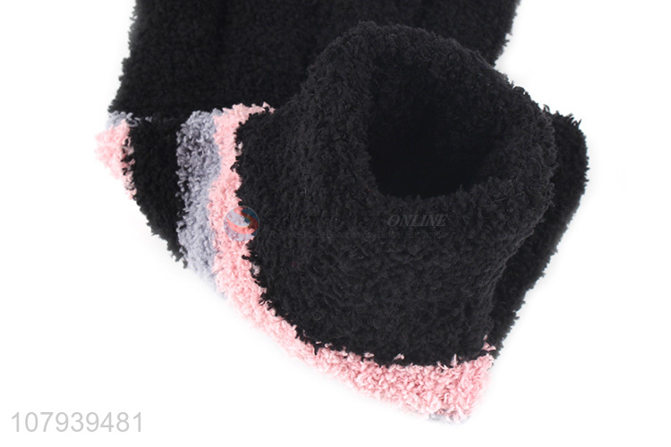 Good Quality Winter Warm Gloves Ladies Five Finger Glove