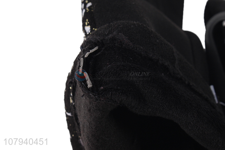 Factory price women winter gloves faux suede printed cycling sport gloves