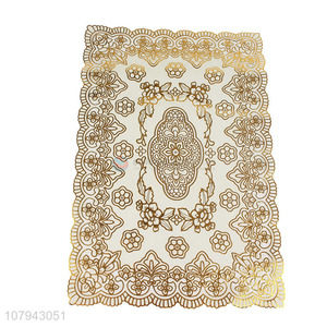 China <em>manufacturer</em> delicate hollowed out gold pvc plastic placemats