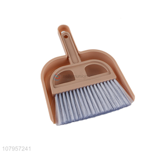 Yiwu wholesale plastic small dustpan set household cleaning tools