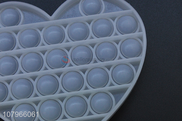 Wholesale cheap price heart shape silicone push bubble fidget toys