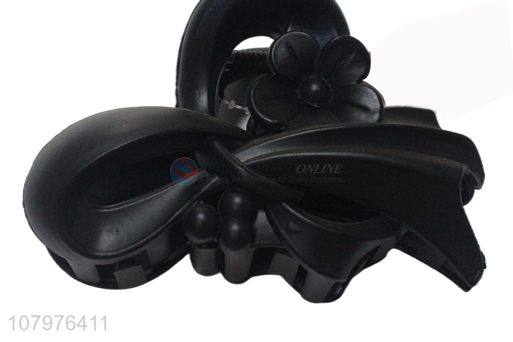 Yiwu wholesale black plastic thick hair decoration hair claw clips