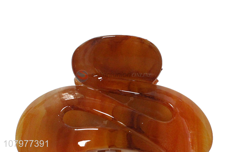 Yiwu market orange plastic hairpin ladies temperament claw clip
