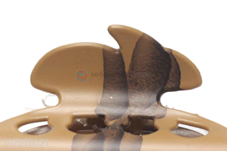 Factory direct sale plastic claw clip ladies hairpin for bath