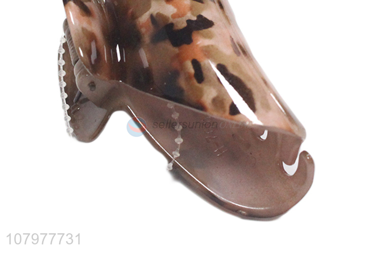 Cheap price plastic hairpin simple claw clip for ladies