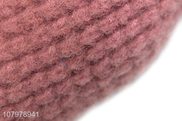 Online wholesale women pom pom winter warm soft beanie with fleece lining