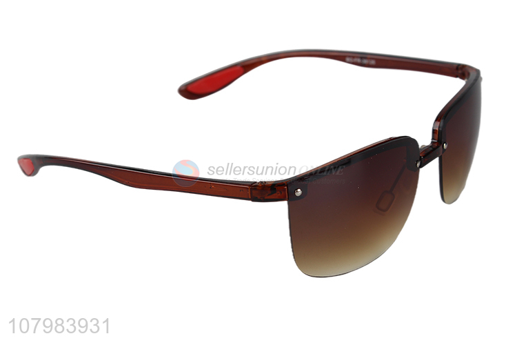 Promotional Adults Sunglasses Modern Sun Glasses With Good Quality