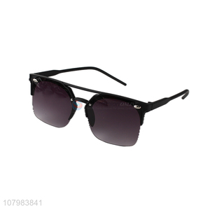 Cool Design Summer Shades Fashion Glasses Leisure Sunglasses Wholesale