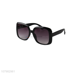 Good Quality Fashion Summer Sunshade Sunglass With Soft Glasses Legs