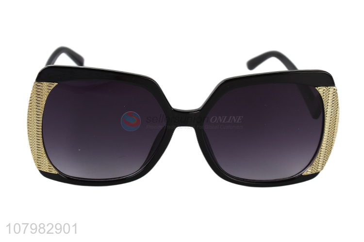 New Arrival Golden Border Eye Glasses Fashion Sunglass Wholesale