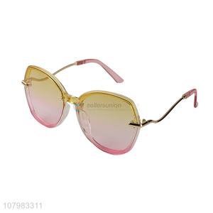 Popular Ladies Leisure Sunglasses Stylish <em>Sun</em> <em>Glasses</em> For Women