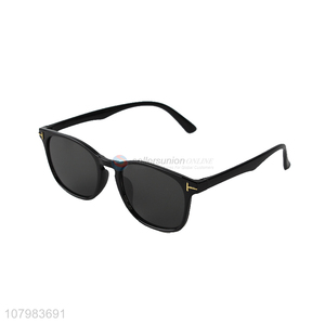 Good Quality Black Sunglasses Fashionable Eyeglasses For Summer