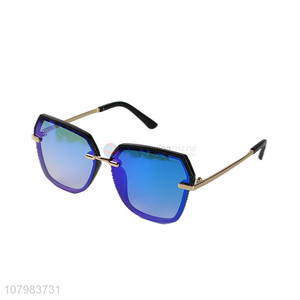 Custom Blue Lenses Fashion Eyeglasses Summer Beach Vacation Sunglasses