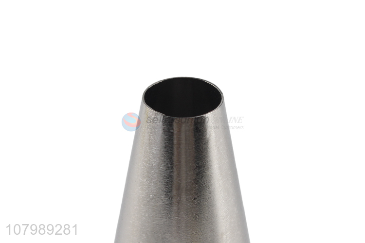 New design cake nozzle decorating tools with top quality