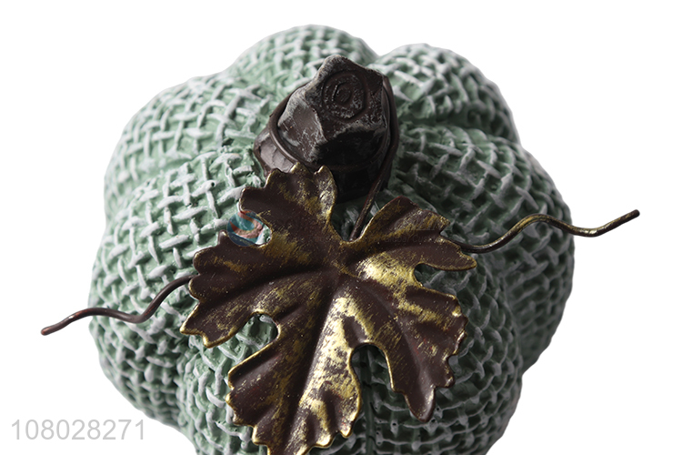 Best selling pumpkin shape resin ornaments for halloween decoration