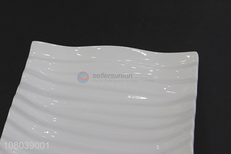 Yiwu Market White Simple Ceramic Plate for Kitchen Tableware