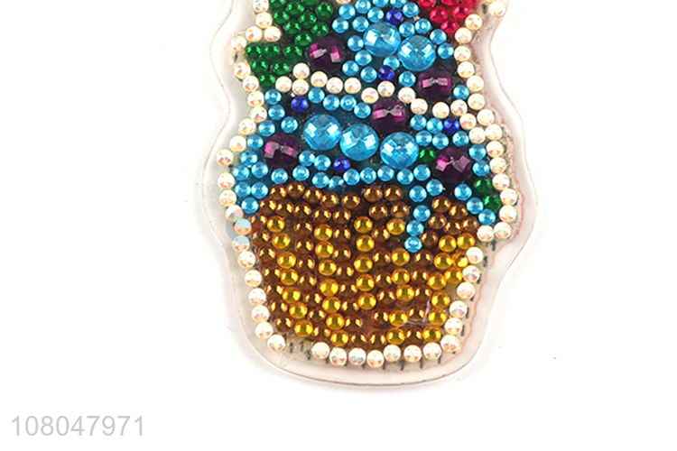 Yiwu wholesale DIY diamond keychain schoolbag pendant