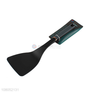 Good quality bpa free non-stick kitchen nylon spatular egg frying spatula