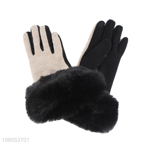 New deign fashion gloves ladies winter outdoor windproof gloves