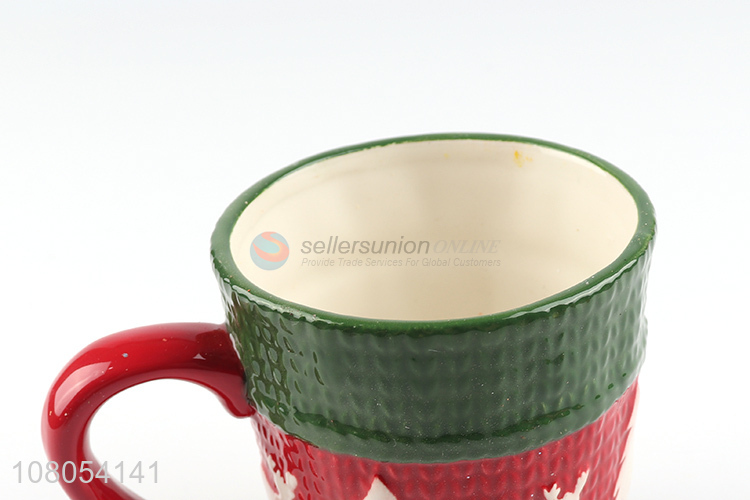 Hot products christmas style ceramic water cup with handle
